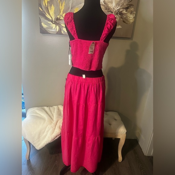 NWT 2-Piece Set - Picture 7 of 7